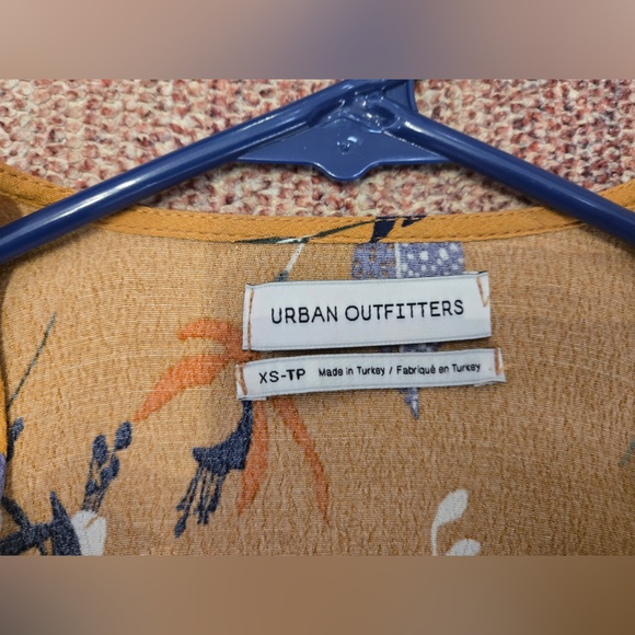 Urban Outfitters 'Audrey' orange floral tie waist midi wrap dress size xs p - Picture 6 of 10